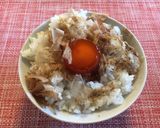 醤油漬け卵黄の卵かけご飯作り方3写真