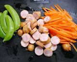 簡単！スナップエンドウと人参のスープ作り方1写真