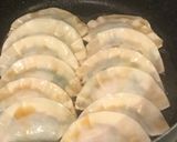鶏むね肉と紫蘇の焼餃子作り方6写真