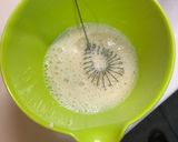 卵白を泡立てた白黄ツートンふわふわ卵焼き作り方1写真