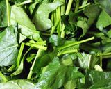 ほうれん草とトマトの炒めサラダ作り方1写真