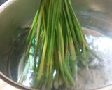 芽子ニンニクの葉のおひたし。作り方2写真