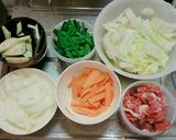 だしが効いてる肉やさいうどん♪作り方2写真