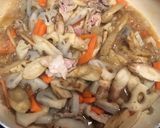 豚バラ肉と根菜の煮物作り方2写真