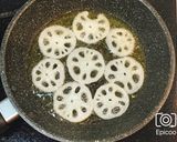 揚げずに簡単！蓮根チップス(蓮根素揚げ)作り方2写真