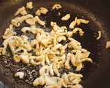 鶏皮ごぼう *☻* in セロリ。作り方3写真