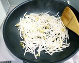 油なし☆モヤシと桜エビの塩・胡椒炒め作り方3写真