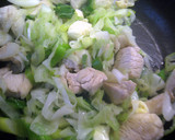 ネギの旨味たっぷり！柔らかとり肉炒め作り方3写真