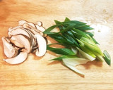 椎茸と「白ネギの緑の部分」の中華スープ♪作り方2写真