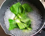チンゲン菜と椎茸の味噌汁作り方3写真