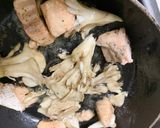 サーモンとアボカド！洋風わさび醤油炒め！作り方6写真