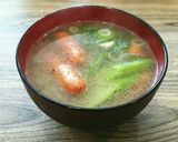 簡単♡アスパラとウインナーの味噌汁♡作り方2写真