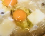 目玉落としでとじる餅入り〆雑炊作り方2写真