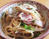 ワンパン！舞茸とベーコンのスープパスタ作り方2写真