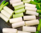 白ネギ好き旦那の大好物！酒蒸し焼きネギ作り方1写真