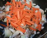 舞茸と豚肉のオイマヨ炒め。作り方4写真