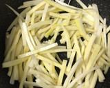 めんつゆで簡単☆大根の皮きんぴら作り方2写真