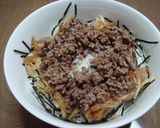さっぱり梅の肉味噌丼作り方6写真