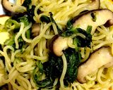 ほうれん草と椎茸の和風焼きそば作り方2写真