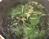 身体が温まる！カラルーと島豆腐の味噌汁作り方2写真