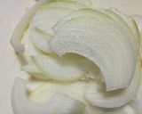 牛バラ肉と菜の花のオイスターソース炒め作り方2写真