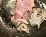 豚ロース生姜焼きしめじマヨソース作り方1写真