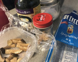 エリンギとソーセージの簡単和風パスタ作り方1写真