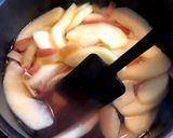 りんごの皮で着色！りんごのコンポート作り方5写真