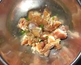 鶏肉と葉玉葱の魚醤炒め作り方1写真