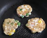 【離乳食完了期】鶏ひき肉のハンバーグ作り方5写真