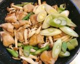 チキンのガーリックバター醤油炒め *☻*作り方6写真