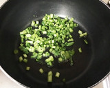 おいなりさんの揚げ☆大根の葉炒め作り方2写真