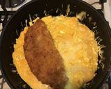 豚カツ入れて美味しいふわふわ卵焼き作り方4写真