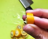 目からウロコ！な金柑の種抜き♪作り方5写真