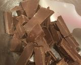 簡単 大量生産 パン粉でクランチチョコ作り方1写真