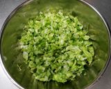 ザーサイとキャベツのピリ辛餃子作り方1写真
