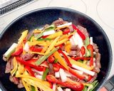 牛肉と長芋、パプリカのオイスター炒め作り方3写真