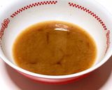 ラーメンの残り汁で☆辛味噌納豆の茶碗蒸し作り方1写真