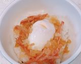 レンジで簡単、温玉コンソメスープご飯！作り方5写真