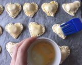 ハートの企み♡チョコとクリチのひと口パイ作り方5写真