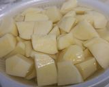 甘酢ポテトにバジル。作り方1写真