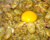 サヤも活用♪そら豆と生ハムの煮込み作り方4写真