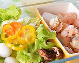 揚げた蕎麦に餡をかけて海鮮皿うどん風♪作り方3写真