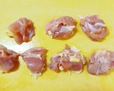 ぷりぷりジューシー!鶏もも肉塩麹漬け焼き作り方1写真
