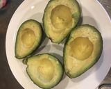 丸ごとぺろり！アボカドチーズエッグ作り方1写真