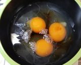 ☆ふっくら♪我が家の醤油味の卵焼き☆作り方1写真