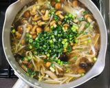 風邪対策にも！きのこたっぷり中華スープ作り方5写真