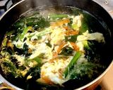 卵と野菜の和風汁物作り方12写真