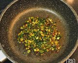 セロリの葉と鰹節の甘辛混ぜ込みおにぎり作り方3写真