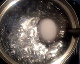 鶏手羽元と煮卵のウスターソース煮作り方1写真